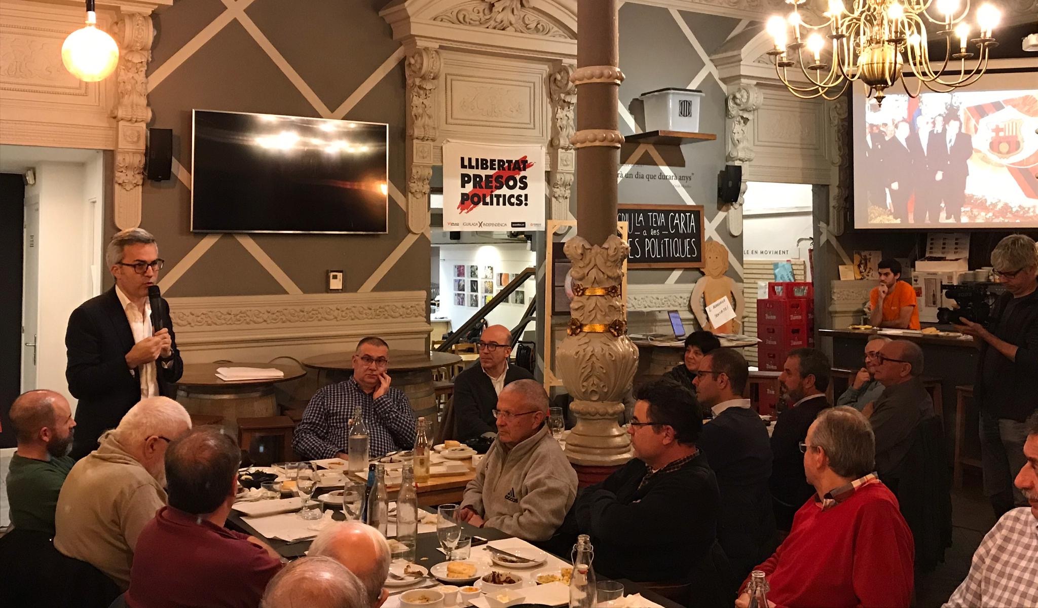 Víctor Font participa en la cloenda del 60è aniversari de la Penya Blaugrana d’Igualada amb un sopar amb penyistes